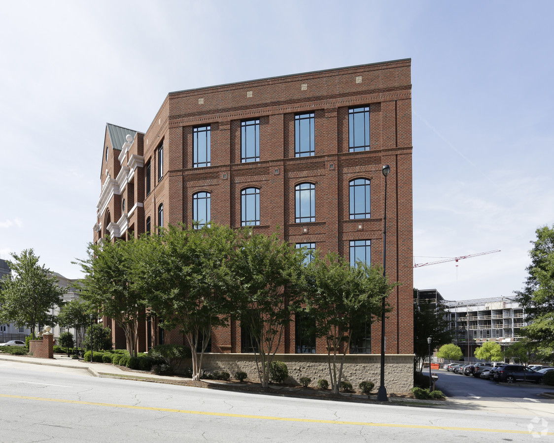 LEASED – +/- 3,460 SF Office Space