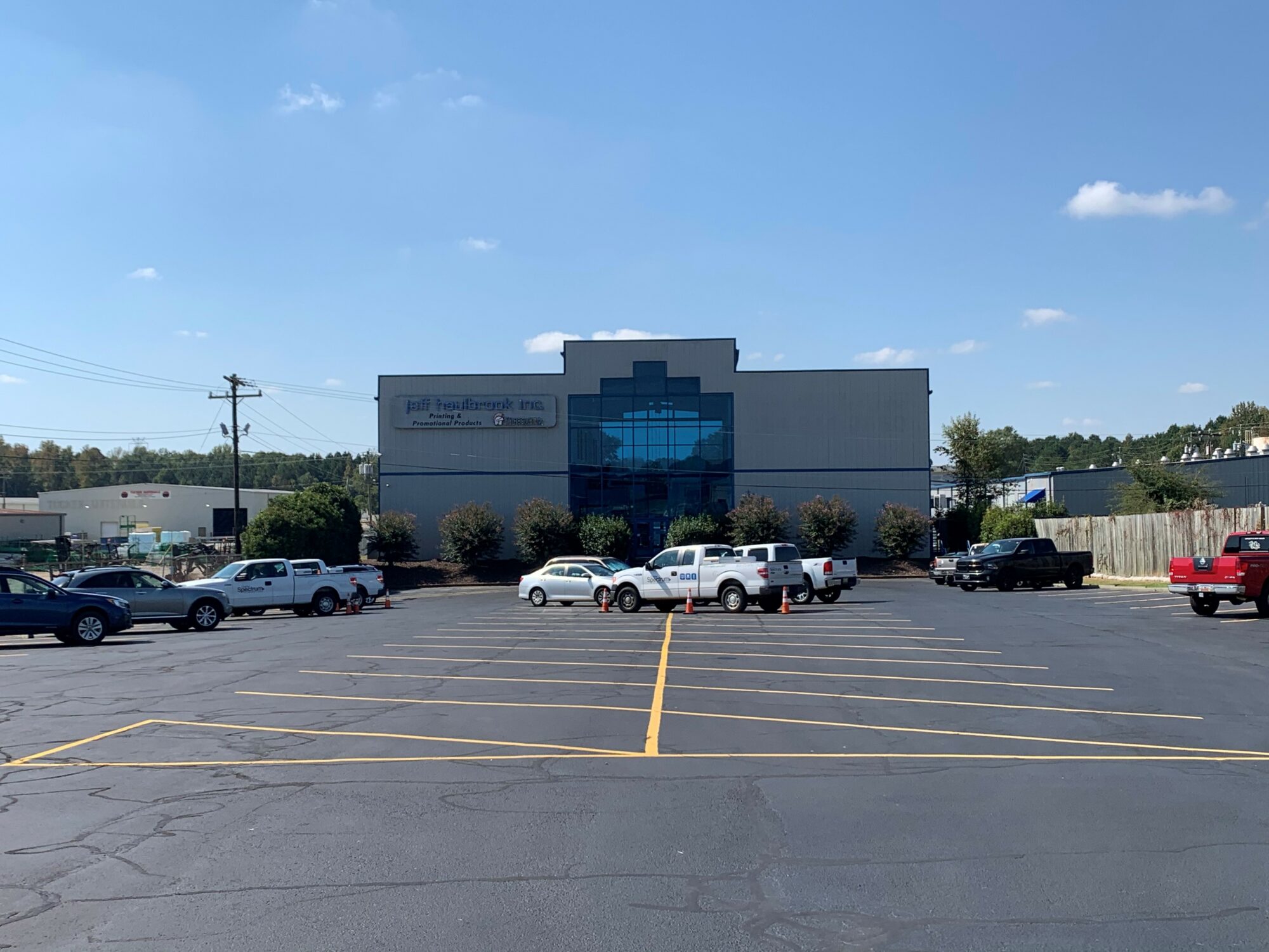 LEASED : +/- 4,000 SF of Flex Space at 110 Commercial Dr